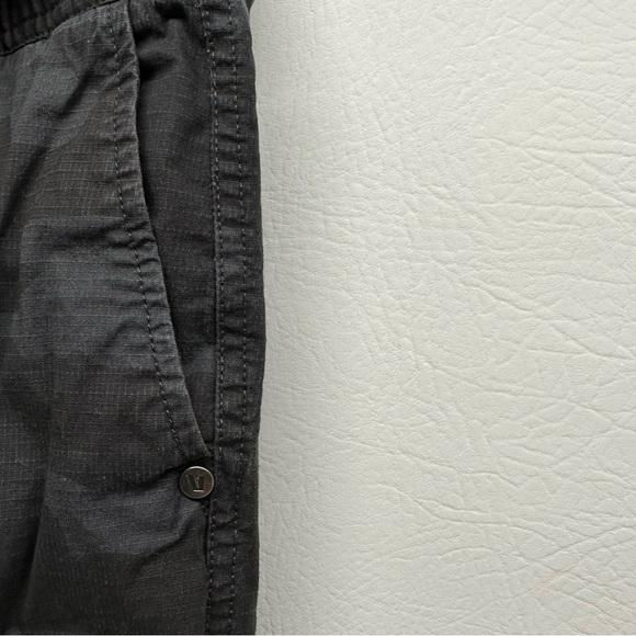 VUORI Women's Black Camouflage joggers Pants  size medium - Picture 10 of 10